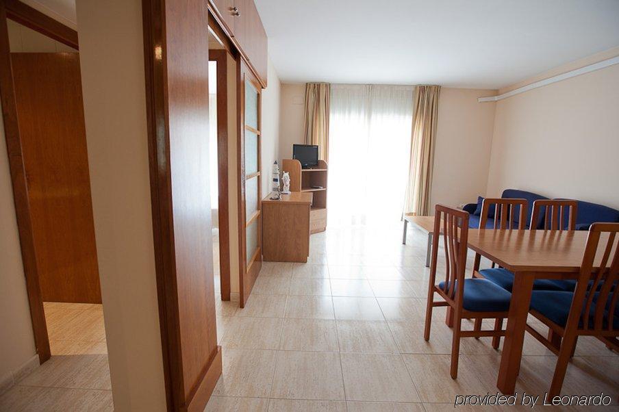 Apartaments Costamar Calafell Zimmer foto